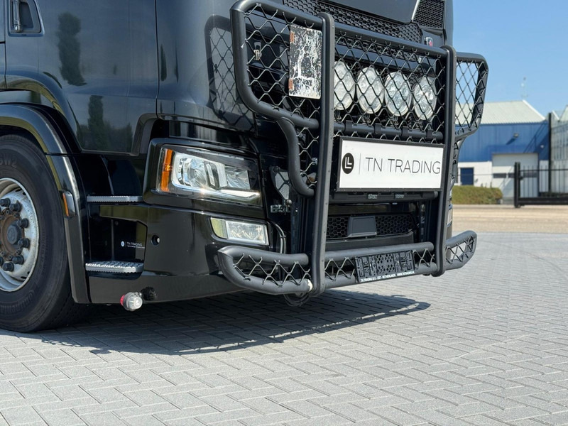 Scania S650 V8 NGS 6X4, 3.15WB, VOLLUCHT, RETARDER, LEER. - Tracteur routier: photos 3 Scania S650 V8 NGS 6X4, 3.15WB, VOLLUCHT, RETARDER, LEER. - Tracteur routier: photos 3