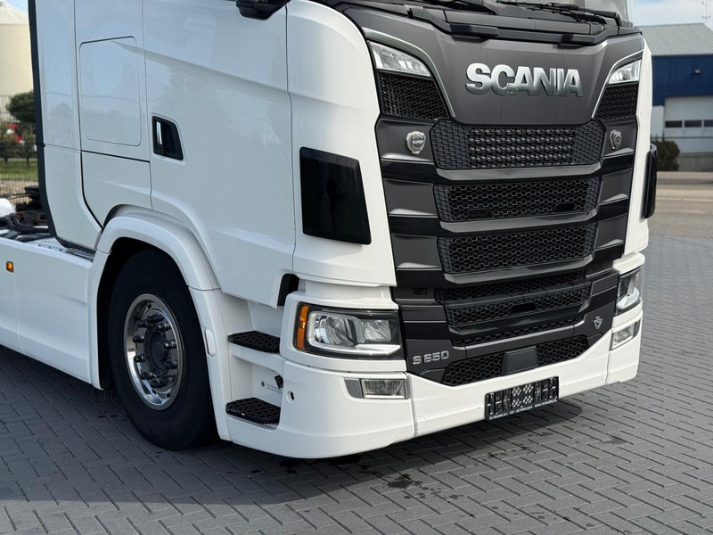 Scania S650 V8 NGS PARK COOL, VOLLUCHT, HYDRAULIEK, PTO, RETARDER, VOL SPOILER. - Tracteur routier: photos 2 Scania S650 V8 NGS PARK COOL, VOLLUCHT, HYDRAULIEK, PTO, RETARDER, VOL SPOILER. - Tracteur routier: photos 2