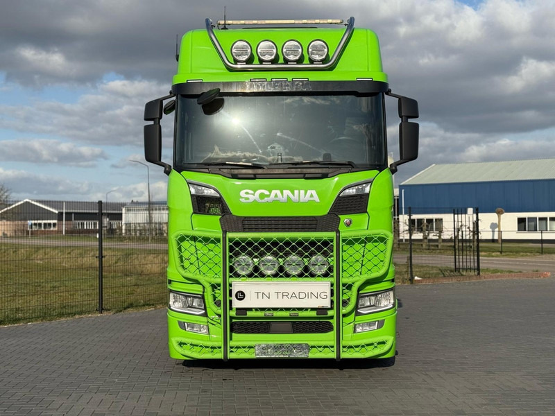 Scania S730 6X4, ADR, VOLLUCHT, RETARDER, LEDER. - Tracteur routier: photos 3 Scania S730 6X4, ADR, VOLLUCHT, RETARDER, LEDER. - Tracteur routier: photos 3