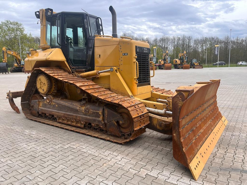 Caterpillar D6N XL - Bulldozer: photos 1 Caterpillar D6N XL - Bulldozer: photos 1