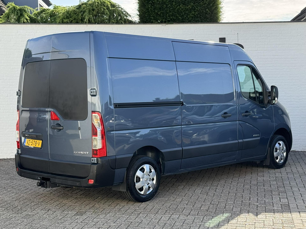 Renault Master-T33 2.3 dCi L2H2 Airco Trekhaak Cruise 3 Zits Pdc Goed onderhouden - Fourgon utilitaire: photos 2 Renault Master-T33 2.3 dCi L2H2 Airco Trekhaak Cruise 3 Zits Pdc Goed onderhouden - Fourgon utilitaire: photos 2