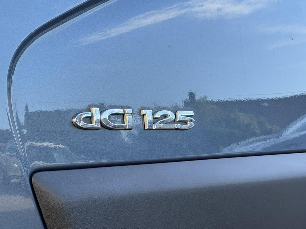 Renault Master-T33 2.3 dCi L2H2 Airco Trekhaak Cruise 3 Zits Pdc Goed onderhouden - Fourgon utilitaire: photos 4 Renault Master-T33 2.3 dCi L2H2 Airco Trekhaak Cruise 3 Zits Pdc Goed onderhouden - Fourgon utilitaire: photos 4