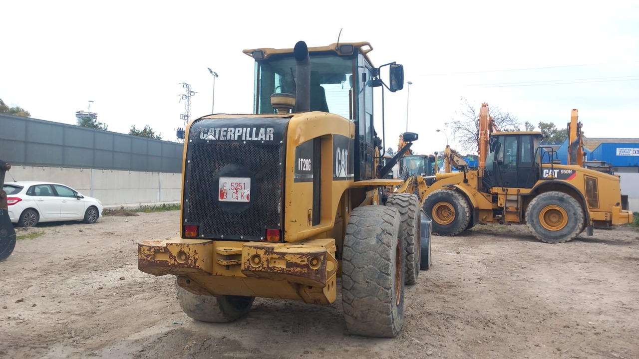 Caterpillar IT28G2 - Chargeuse sur pneus: photos 2 Caterpillar IT28G2 - Chargeuse sur pneus: photos 2