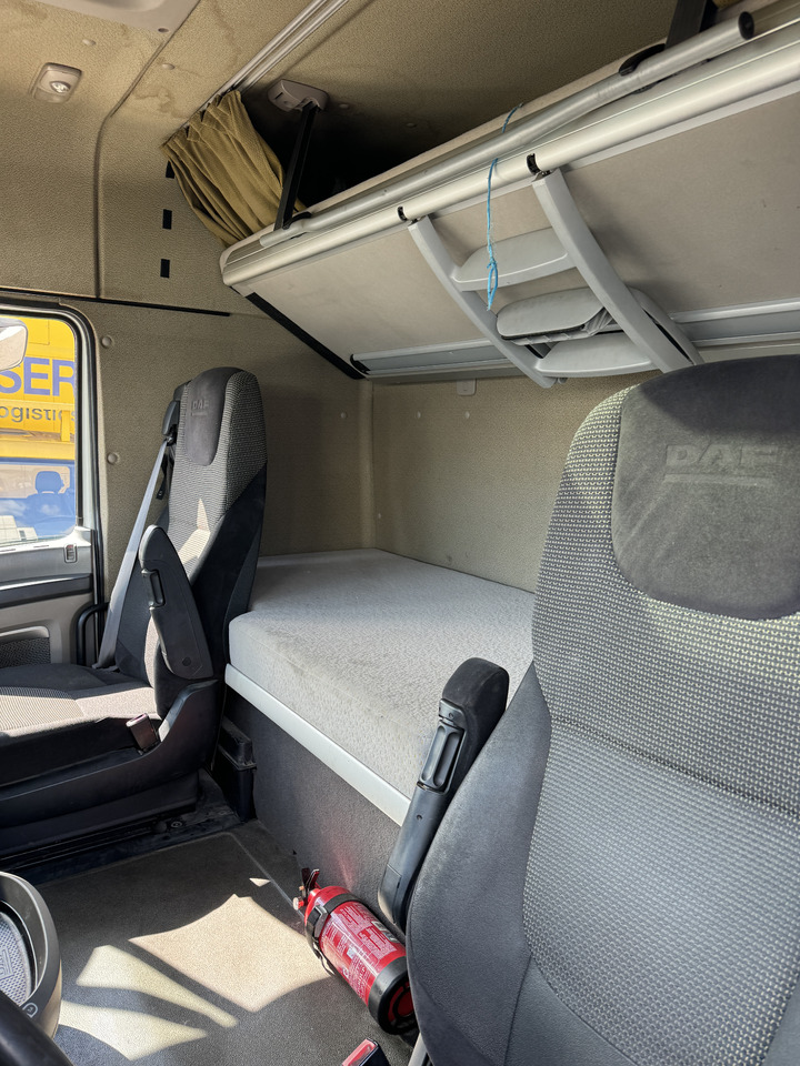 Tracteur routier DAF 105460: photos 6