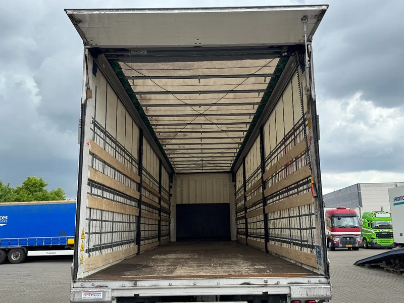 Krone City trailer met schuifzeilen / 2500 Laadklep / Stuur-as / APK - Semi-remorque rideaux coulissants: photos 3 Krone City trailer met schuifzeilen / 2500 Laadklep / Stuur-as / APK - Semi-remorque rideaux coulissants: photos 3