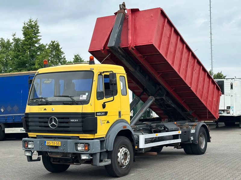 Mercedes-Benz SK 1931 4x2 Meiler Haakarm 20T Manual + Telma / Euro 1 - Camion ampliroll: photos 1 Mercedes-Benz SK 1931 4x2 Meiler Haakarm 20T Manual + Telma / Euro 1 - Camion ampliroll: photos 1