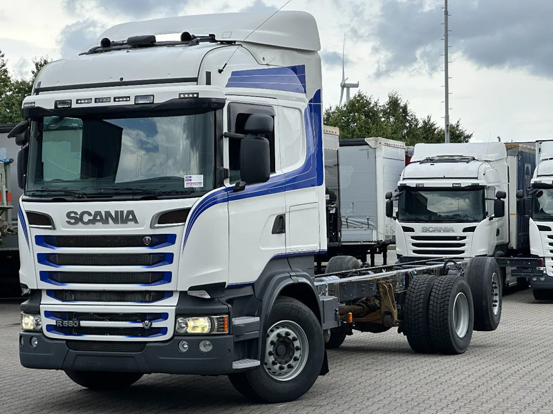 Scania R580 V8 6x2*4 Chassis Retarder Full Air 4.90 Wb Euro 6 - Châssis cabine: photos 1 Scania R580 V8 6x2*4 Chassis Retarder Full Air 4.90 Wb Euro 6 - Châssis cabine: photos 1