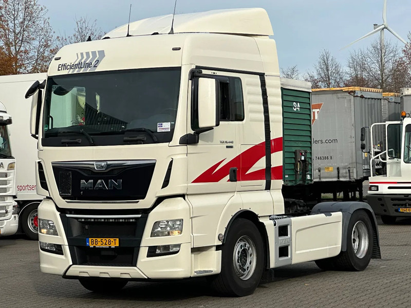MAN TGX 18.440 XLX Full Spoiler - 2x Tank - Euro 6 - Tracteur routier: photos 1 MAN TGX 18.440 XLX Full Spoiler - 2x Tank - Euro 6 - Tracteur routier: photos 1