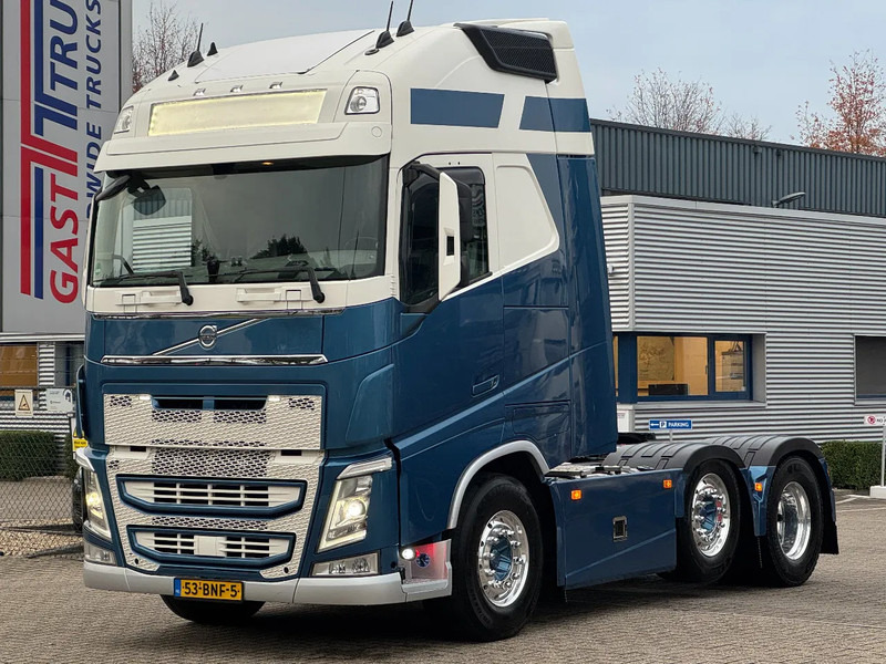 Volvo FH 500 6x2/4 Globetrotter XL EURO 6 - Tracteur routier: photos 1 Volvo FH 500 6x2/4 Globetrotter XL EURO 6 - Tracteur routier: photos 1