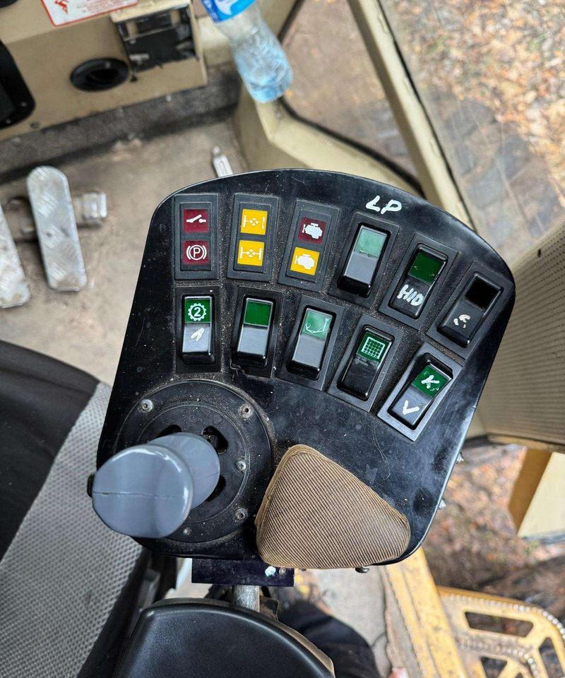 Porteur Tigercat 1075: photos 14