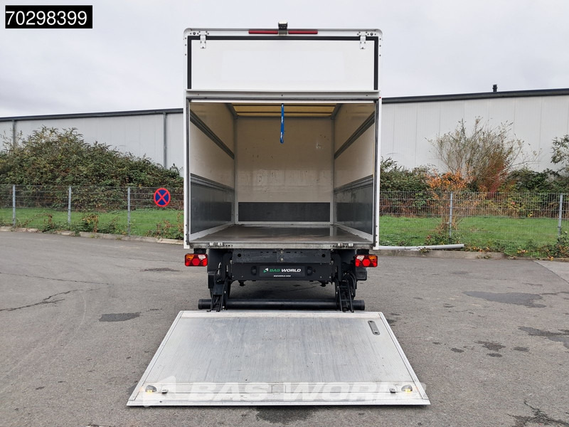 MAN TGE 3.140 Ladebordwand Automatik 140PS Koffer Kamera Tempomat Klima Euro6 A/C Cruise control - Fourgon: photos 3 MAN TGE 3.140 Ladebordwand Automatik 140PS Koffer Kamera Tempomat Klima Euro6 A/C Cruise control - Fourgon: photos 3