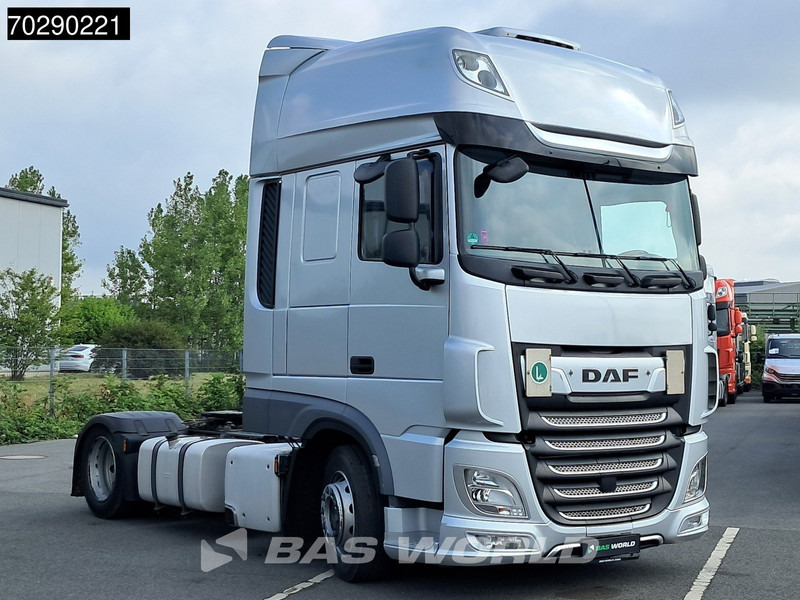 DAF XF 480 4X2 Retarder Mega Standairco 2xTanks ACC Euro 6 - Tracteur routier: photos 3 DAF XF 480 4X2 Retarder Mega Standairco 2xTanks ACC Euro 6 - Tracteur routier: photos 3