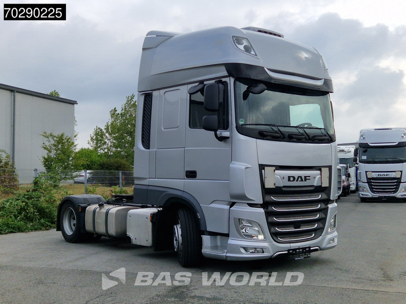 DAF XF 480 4X2 Retarder Mega Standairco 2xTanks ACC Euro 6 - Tracteur routier: photos 3 DAF XF 480 4X2 Retarder Mega Standairco 2xTanks ACC Euro 6 - Tracteur routier: photos 3