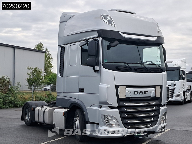 DAF XF 480 4X2 Retarder Mega Standairco 2xTanks ACC Euro 6 - Tracteur routier: photos 3 DAF XF 480 4X2 Retarder Mega Standairco 2xTanks ACC Euro 6 - Tracteur routier: photos 3