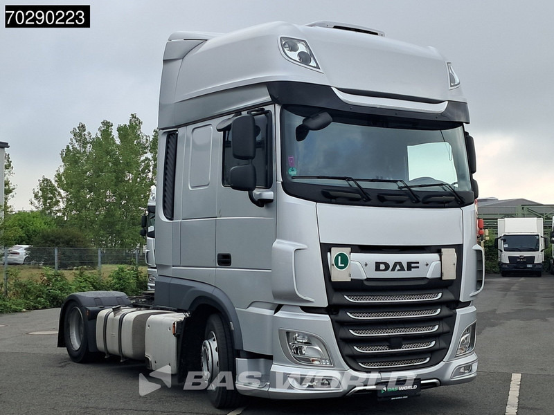 DAF XF 480 4X2 Retarder Mega Standairco 2xTanks ACC Euro 6 - Tracteur routier: photos 3 DAF XF 480 4X2 Retarder Mega Standairco 2xTanks ACC Euro 6 - Tracteur routier: photos 3
