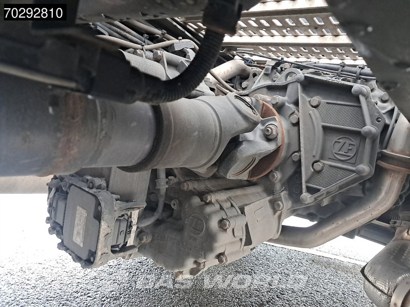 Tracteur routier DAF XF 480 4X2 SSC Retarder Standklima LED ACC Euro 6: photos 11 Tracteur routier DAF XF 480 4X2 SSC Retarder Standklima LED ACC Euro 6: photos 11