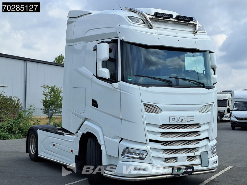 DAF XG 480 XG 4X2 Retarder 2xTanks Standklima ACC LED Euro 6 - Tracteur routier: photos 3 DAF XG 480 XG 4X2 Retarder 2xTanks Standklima ACC LED Euro 6 - Tracteur routier: photos 3