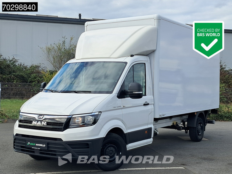 Volkswagen Crafter 140pk Ladebordwand Automatik 140PS Koffer Kamera Tempomat Klima Euro6 20m3 A/C Cruise control - Fourgon: photos 1 Volkswagen Crafter 140pk Ladebordwand Automatik 140PS Koffer Kamera Tempomat Klima Euro6 20m3 A/C Cruise control - Fourgon: photos 1