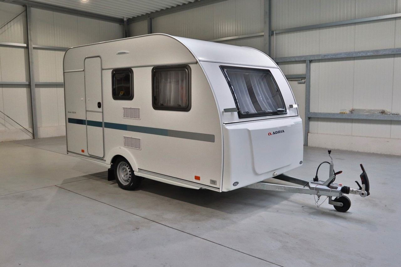 Adria Aviva 360 DK /1.Hand/Top-Fahrzeug/Etagenbetten Adria Aviva 360 DK /1.Hand/Top-Fahrzeug/Etagenbetten - Caravane: photos 1 Adria Aviva 360 DK /1.Hand/Top-Fahrzeug/Etagenbetten Adria Aviva 360 DK /1.Hand/Top-Fahrzeug/Etagenbetten - Caravane: photos 1