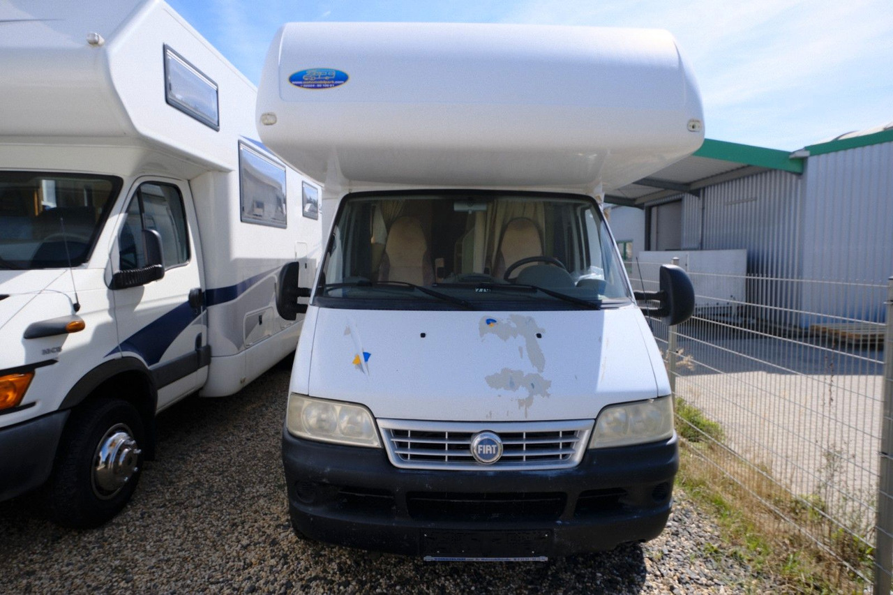 Bürstner A 747-2/Festbett+Garage/Klima/Markise/dop.Boden Bürstner A 747-2/Festbett+Garage/Klima/Markise/dop.Boden - Camping-car capucine: photos 2 Bürstner A 747-2/Festbett+Garage/Klima/Markise/dop.Boden Bürstner A 747-2/Festbett+Garage/Klima/Markise/dop.Boden - Camping-car capucine: photos 2