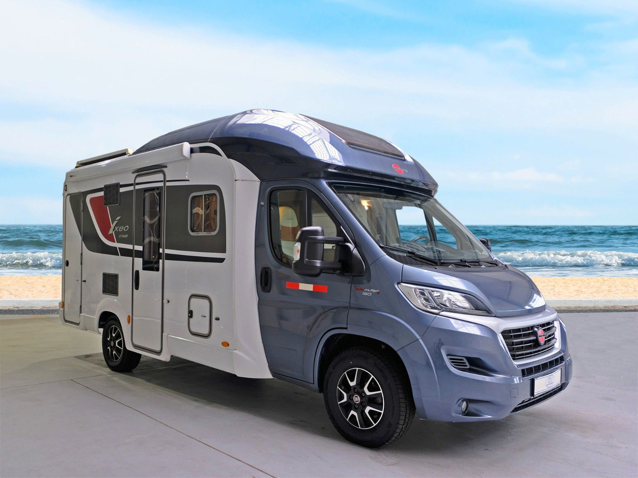 Bürstner Ixeo IT 640/Hubbett/Klima/Solar/Markise/Finanz. - Camping-car profilé: photos 1 Bürstner Ixeo IT 640/Hubbett/Klima/Solar/Markise/Finanz. - Camping-car profilé: photos 1