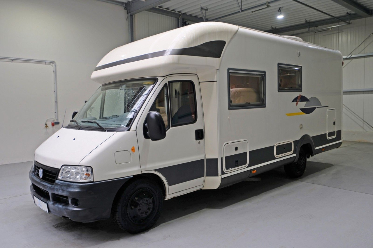 Carthago Chic T 47/Festbett/Garage/dop.Boden/Markise/Alde - Camping-car profilé: photos 2 Carthago Chic T 47/Festbett/Garage/dop.Boden/Markise/Alde - Camping-car profilé: photos 2