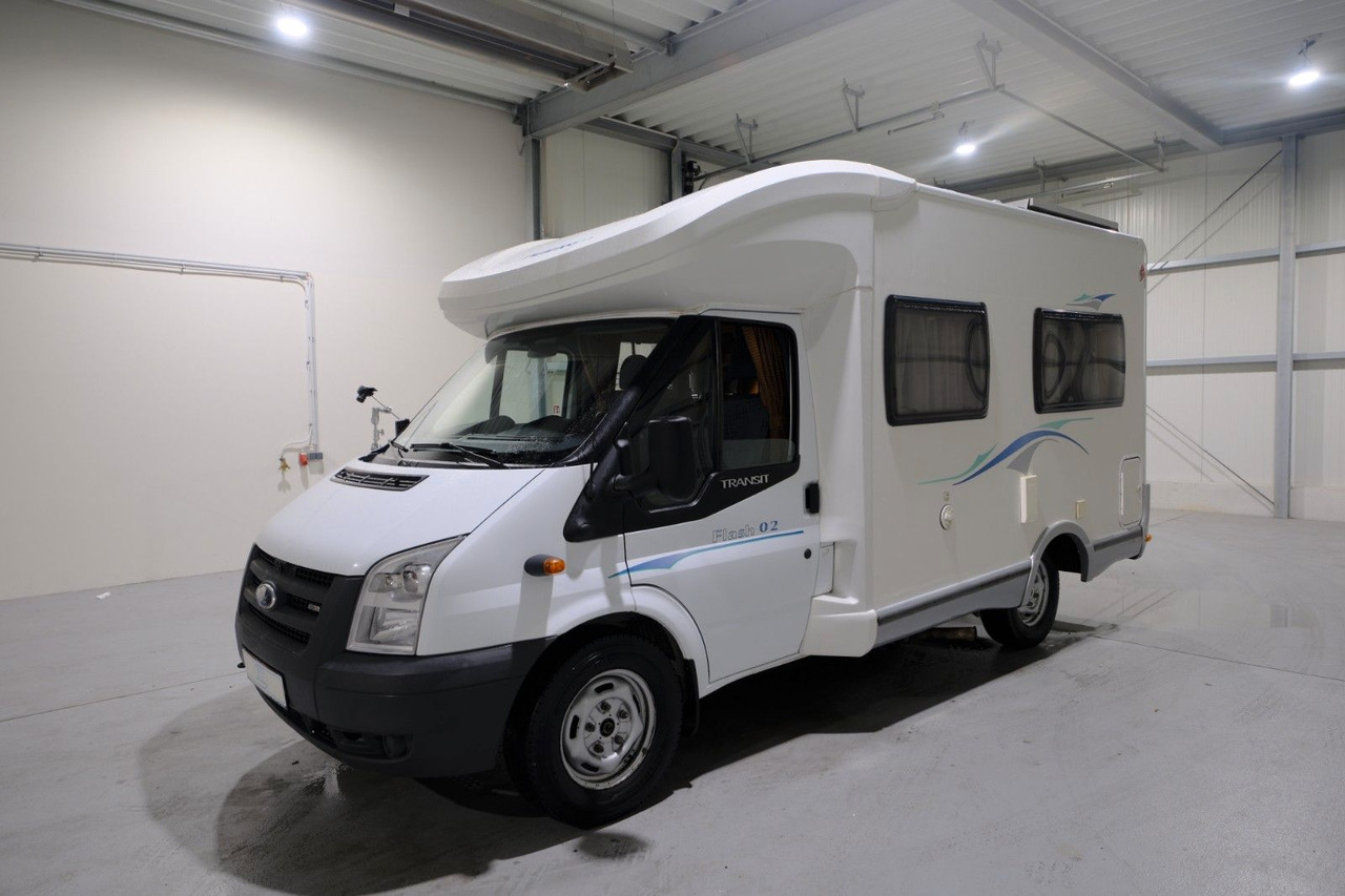 Chausson Flash 02/Festbett/Klima/Markise/Solar/TÜV 11-26 - Camping-car profilé: photos 2 Chausson Flash 02/Festbett/Klima/Markise/Solar/TÜV 11-26 - Camping-car profilé: photos 2