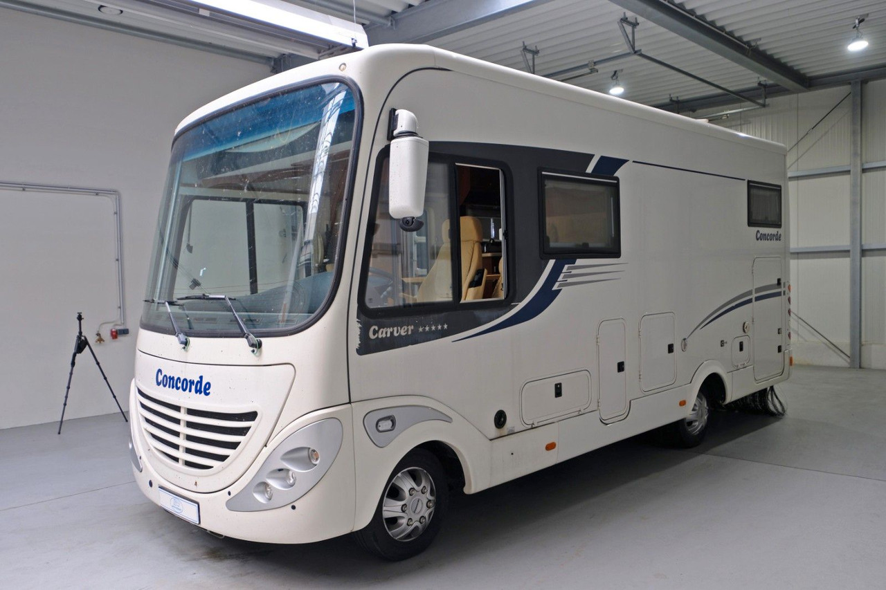 Concorde Carver I 692 H/Automatik/Festbett+Hubbett/Solar - Camping-car intégral: photos 2 Concorde Carver I 692 H/Automatik/Festbett+Hubbett/Solar - Camping-car intégral: photos 2