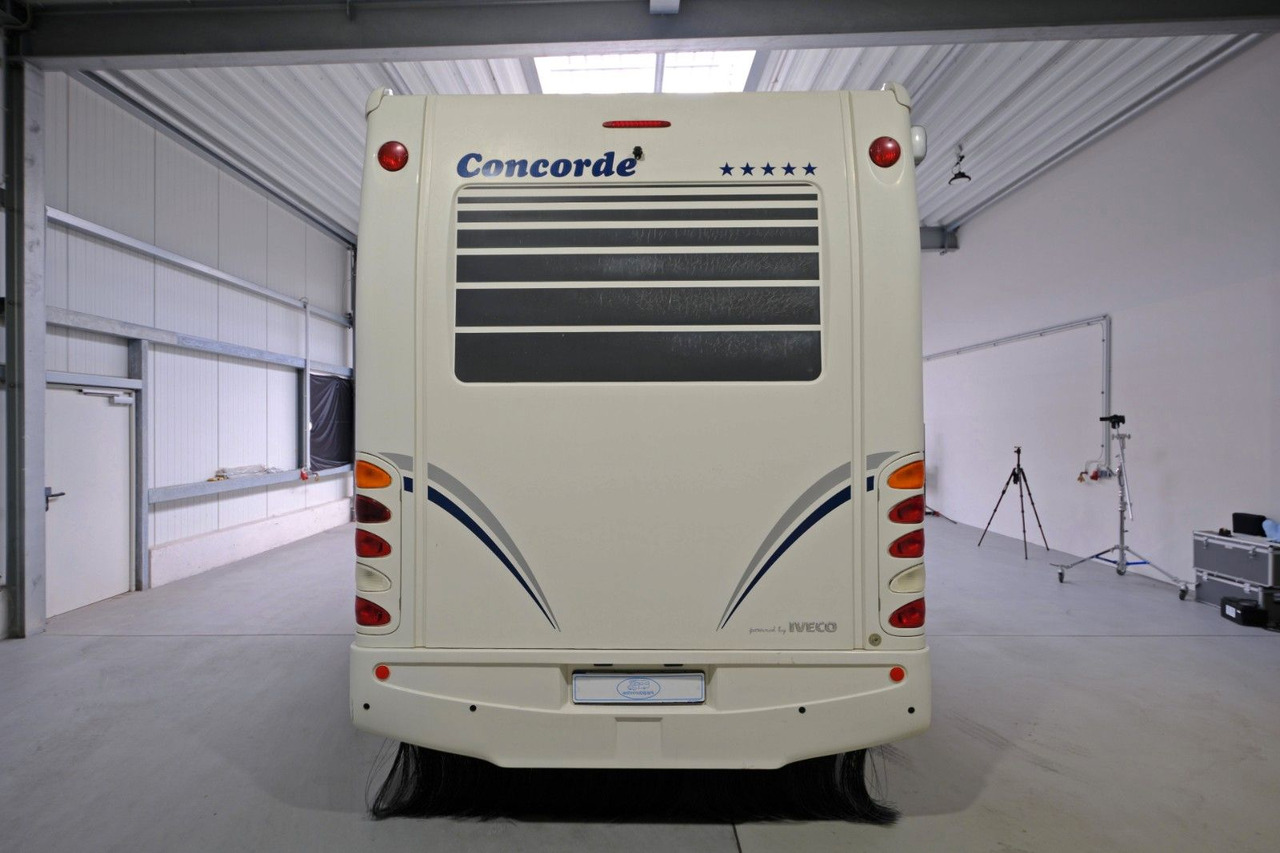 Concorde Carver I 692 H/Automatik/Festbett+Hubbett/Solar - Camping-car intégral: photos 3 Concorde Carver I 692 H/Automatik/Festbett+Hubbett/Solar - Camping-car intégral: photos 3