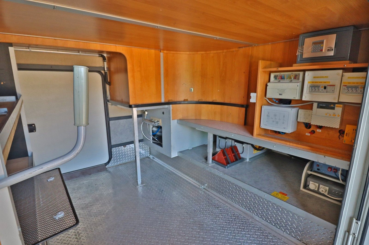Concorde Charisma I920 FB - Festbett+Hubbett-TOP-ZUSTAND - Camping-car intégral: photos 5 Concorde Charisma I920 FB - Festbett+Hubbett-TOP-ZUSTAND - Camping-car intégral: photos 5