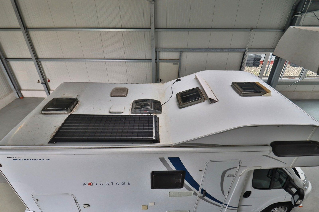 Dethleffs Advantage A 5881 HG/Etagenbetten/Garage/Solar - Camping-car capucine: photos 4 Dethleffs Advantage A 5881 HG/Etagenbetten/Garage/Solar - Camping-car capucine: photos 4