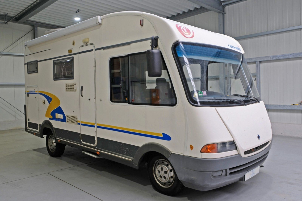 Eura Mobil I 625 VB / Automatik/ Festbett+Hubbett/Garage - Camping-car intégral: photos 1 Eura Mobil I 625 VB / Automatik/ Festbett+Hubbett/Garage - Camping-car intégral: photos 1