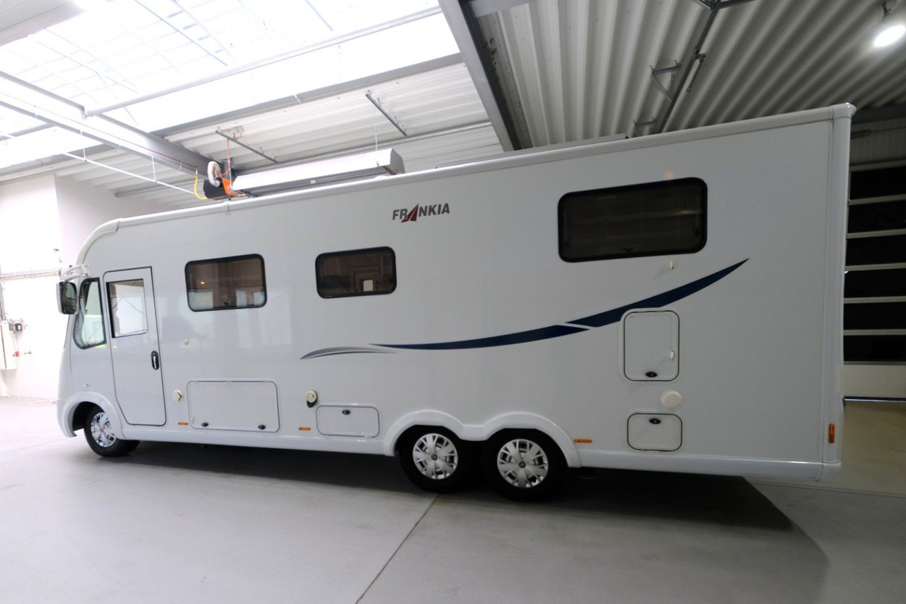 Frankia I 840 QD/Automatik/Festbett+Hubbett/TOP - Camping-car intégral: photos 3 Frankia I 840 QD/Automatik/Festbett+Hubbett/TOP - Camping-car intégral: photos 3