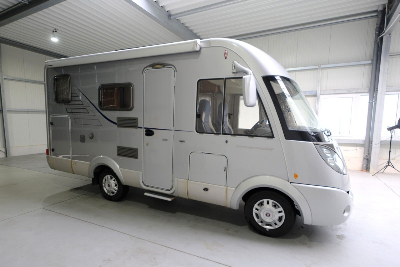 HYMER / ERIBA / HYMERCAR B 504 CL / Hubbett / Festbett / Garage - Camping-car intégral: photos 2 HYMER / ERIBA / HYMERCAR B 504 CL / Hubbett / Festbett / Garage - Camping-car intégral: photos 2