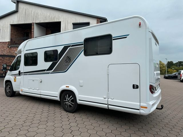 Knaus Sky TI 700 MEG Platinum Selection/Einzelbetten - Camping-car profilé: photos 4 Knaus Sky TI 700 MEG Platinum Selection/Einzelbetten - Camping-car profilé: photos 4