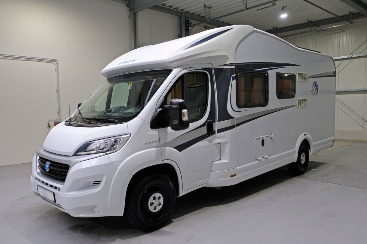 Knaus Sky Wave 650 MG/Festbett+Hubbett/Garage/Klima - Camping-car profilé: photos 2 Knaus Sky Wave 650 MG/Festbett+Hubbett/Garage/Klima - Camping-car profilé: photos 2