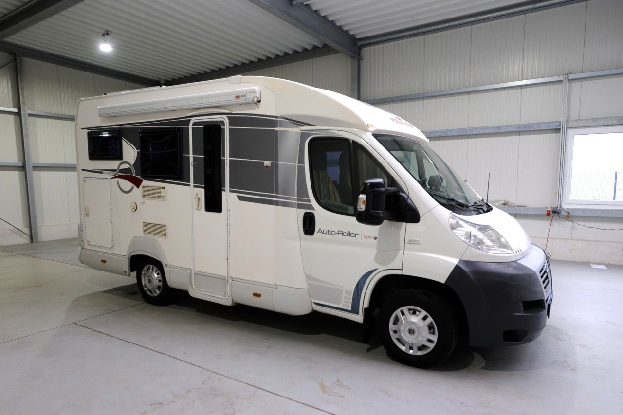 Roller Team Van P/Festbett/Garage/Markise/Solar/Finanz. - Camping-car profilé: photos 1 Roller Team Van P/Festbett/Garage/Markise/Solar/Finanz. - Camping-car profilé: photos 1