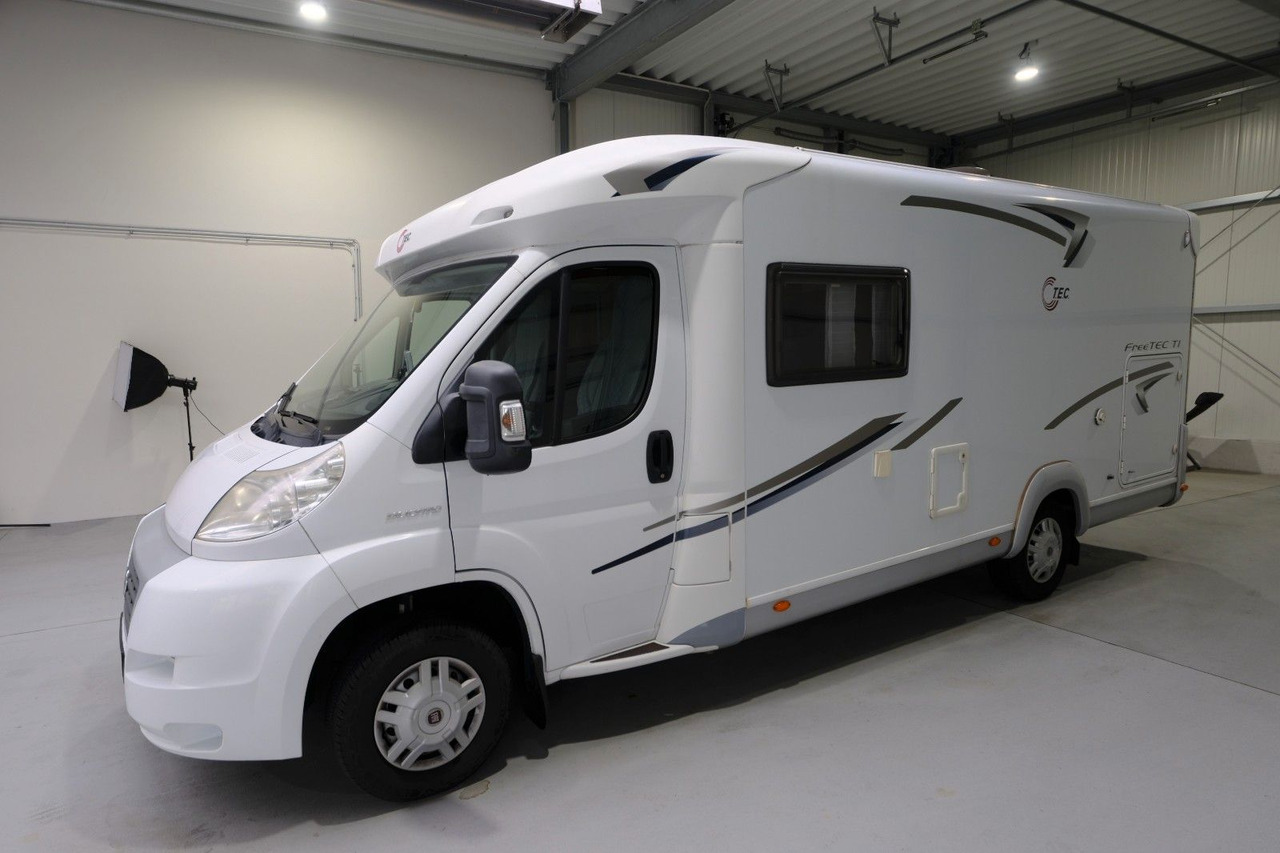 TEC Freetec T 699 G/Festbett/Garage/2xKlima/Markise - Camping-car profilé: photos 2 TEC Freetec T 699 G/Festbett/Garage/2xKlima/Markise - Camping-car profilé: photos 2