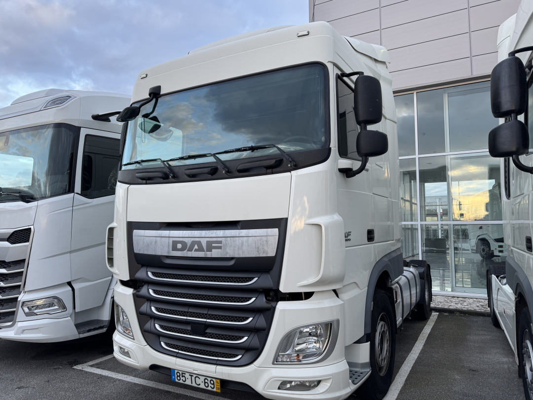 DAF XF 460 - Tracteur routier: photos 1 DAF XF 460 - Tracteur routier: photos 1