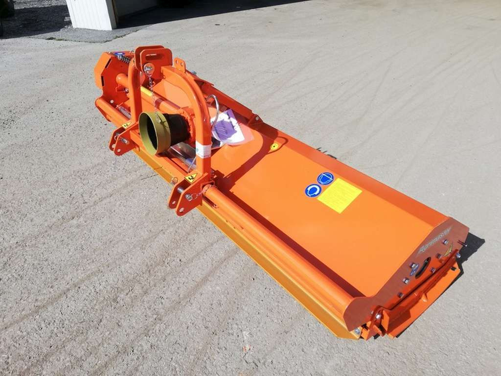 Agrimaster K2 2250 Hämmer zu Reform 540 U/min (22551) - Broyeur/ Épareuse: photos 1 Agrimaster K2 2250 Hämmer zu Reform 540 U/min (22551) - Broyeur/ Épareuse: photos 1