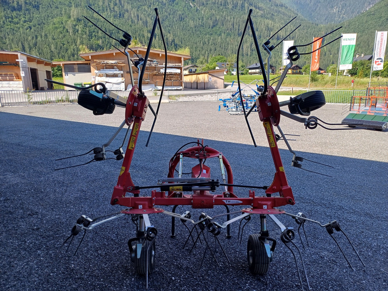 Fella TH 431 DN (23794) - Faneuse: photos 4 Fella TH 431 DN (23794) - Faneuse: photos 4