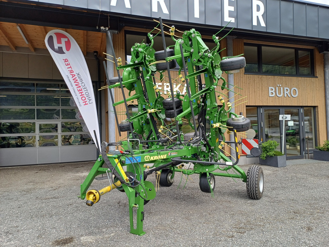 Krone Vendro T 1020 (23756) - Faneuse: photos 1 Krone Vendro T 1020 (23756) - Faneuse: photos 1