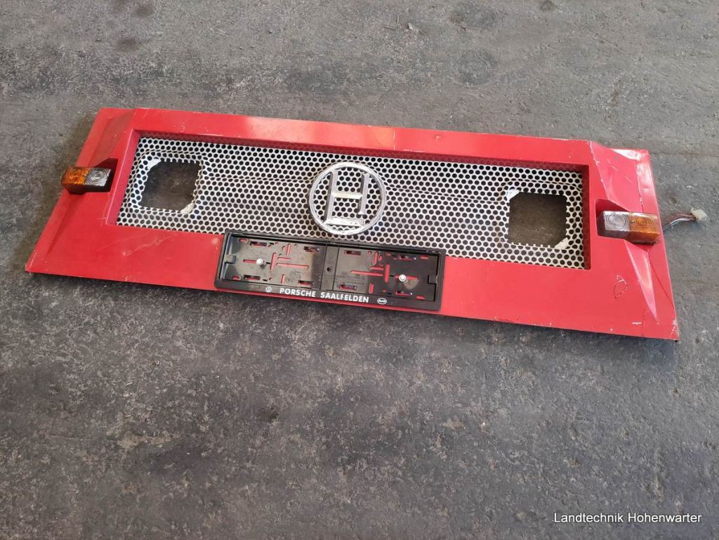 Lindner Motorhaube zu T 3500 (15678) - Capot pour Camion: photos 1 Lindner Motorhaube zu T 3500 (15678) - Capot pour Camion: photos 1
