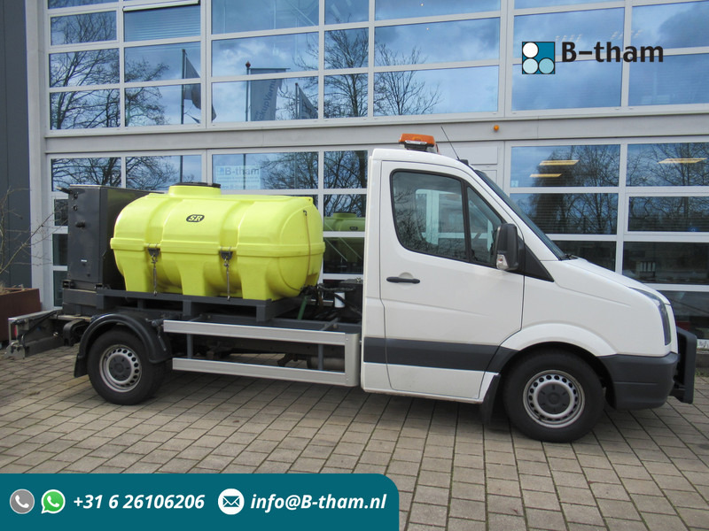 Epoke VIRTUS City Sprayer + Volkswagen Crafter 35 2.5TDI 100KW Natzout Strooier - Fourgon plateau: photos 1 Epoke VIRTUS City Sprayer + Volkswagen Crafter 35 2.5TDI 100KW Natzout Strooier - Fourgon plateau: photos 1