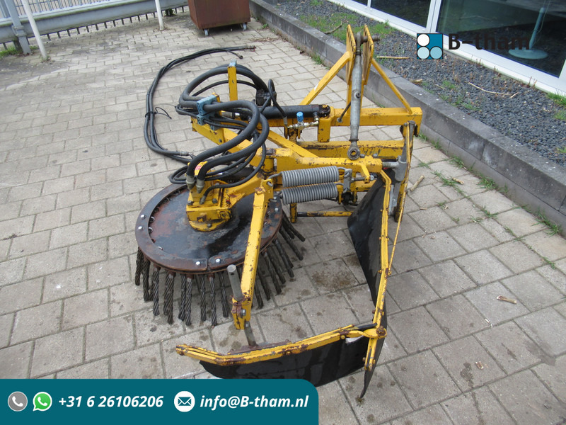 HWH RH-25315 Onkruidborstel Zwaar + HYDRO unit - Balayeuse de voirie: photos 1 HWH RH-25315 Onkruidborstel Zwaar + HYDRO unit - Balayeuse de voirie: photos 1