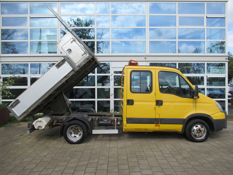 Iveco Daily 35C13 D 345 Kipper Tipper DOKA Dubbelcabine - Véhicule utilitaire benne, Utilitaire double cabine: photos 2 Iveco Daily 35C13 D 345 Kipper Tipper DOKA Dubbelcabine - Véhicule utilitaire benne, Utilitaire double cabine: photos 2