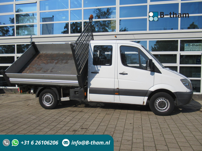 Mercedes-Benz Sprinter 311CDI DOKA Dubbelcabine 3-Z. / S. / W. Kipper Tipper - Véhicule utilitaire benne, Utilitaire double cabine: photos 1 Mercedes-Benz Sprinter 311CDI DOKA Dubbelcabine 3-Z. / S. / W. Kipper Tipper - Véhicule utilitaire benne, Utilitaire double cabine: photos 1