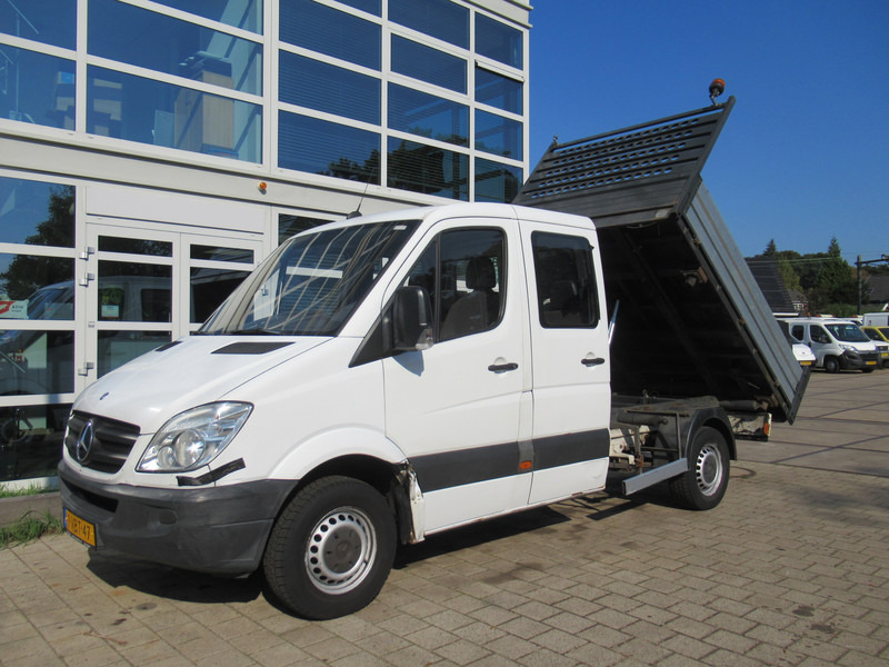 Mercedes-Benz Sprinter 311CDI DOKA Dubbelcabine 3-Z. / S. / W. Kipper Tipper - Véhicule utilitaire benne, Utilitaire double cabine: photos 2 Mercedes-Benz Sprinter 311CDI DOKA Dubbelcabine 3-Z. / S. / W. Kipper Tipper - Véhicule utilitaire benne, Utilitaire double cabine: photos 2
