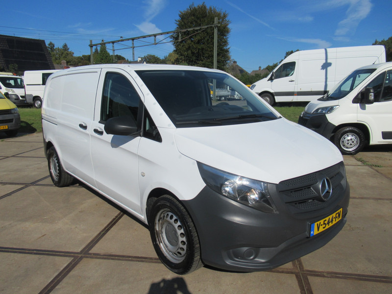 Mercedes-Benz Vito 639/5 4x4 113CDI DENSO koelinbouw - Véhicule utilitaire frigorifique: photos 4 Mercedes-Benz Vito 639/5 4x4 113CDI DENSO koelinbouw - Véhicule utilitaire frigorifique: photos 4