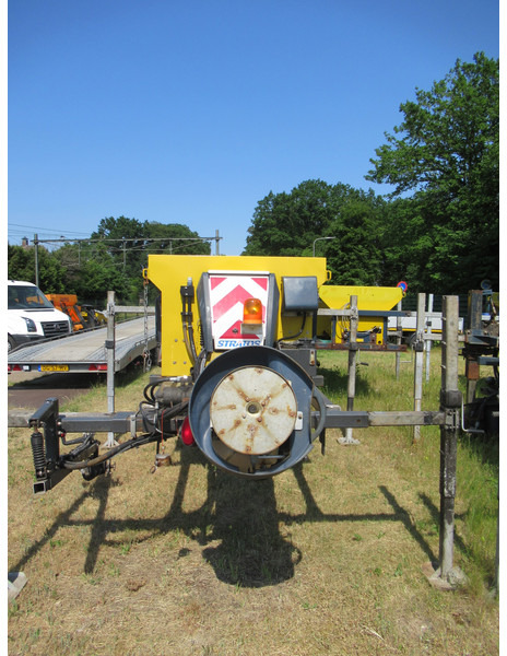 NIDO STRATOS B11-24 PAXN 1,1 m3 + 500L Zoutstrooier Salzstreuer - Epandeur de sable: photos 2 NIDO STRATOS B11-24 PAXN 1,1 m3 + 500L Zoutstrooier Salzstreuer - Epandeur de sable: photos 2